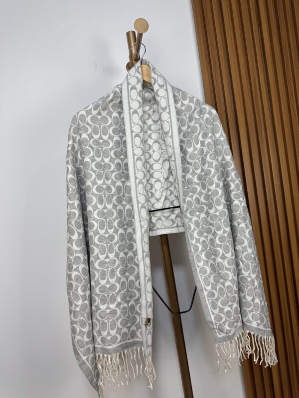 PASHMINA COACH