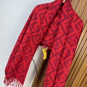 PASHMINA FENDI