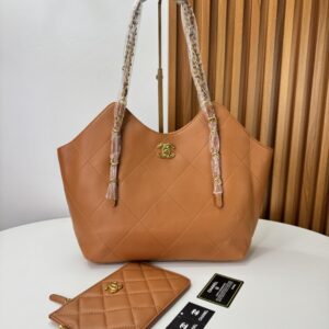 CHANEL 25S MAXI TOTE CAMELL