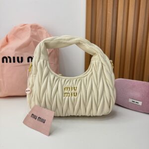HOBO WANDER DE NAPA MATELASSÉ  BEIGE